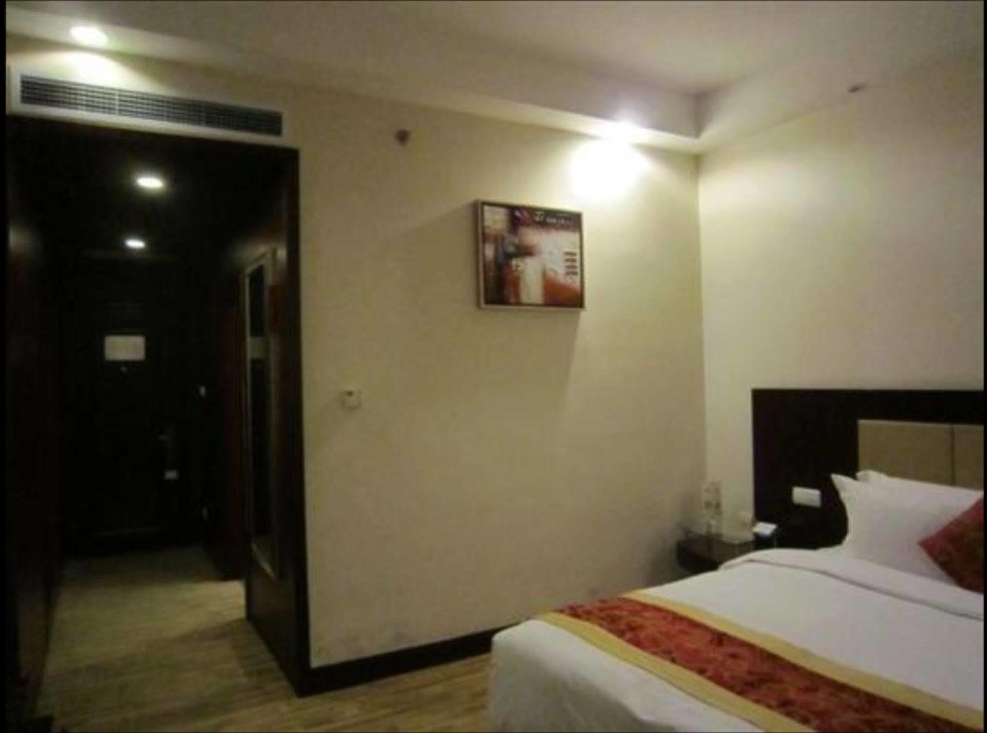 Grand Metropark Hotel Shandong Jinan Zewnętrze zdjęcie